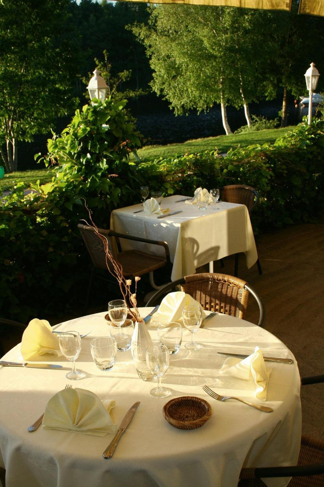 Logis Hotel Du Lac Neuvic (Correze) Exterior foto