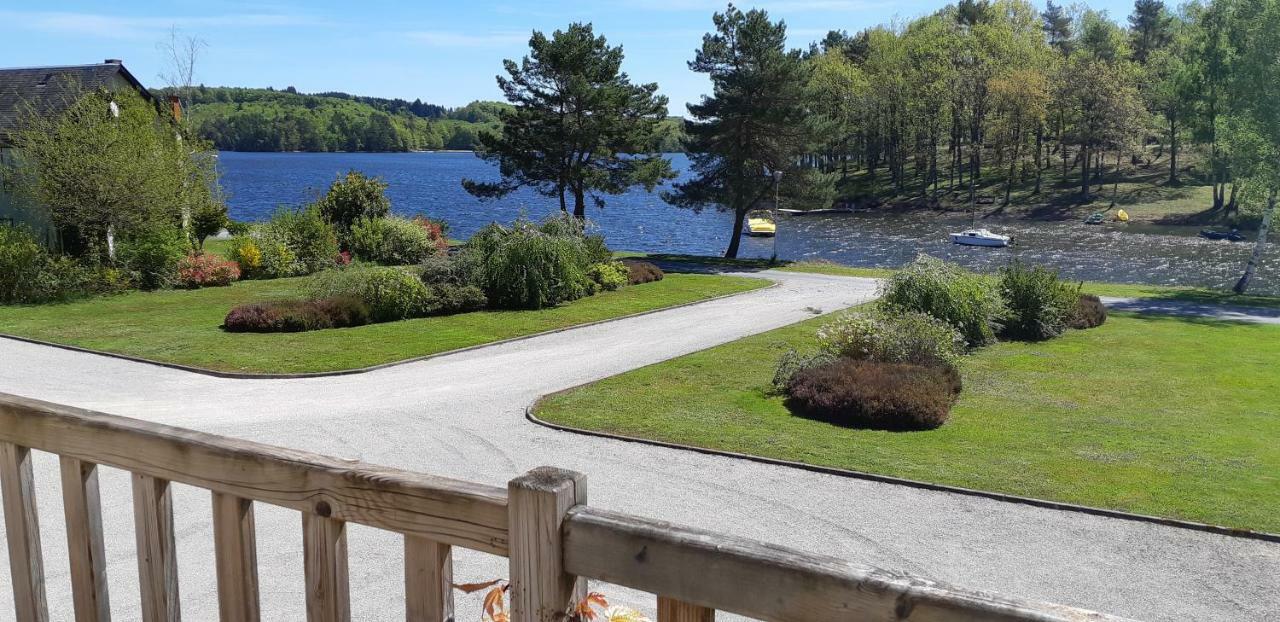 Logis Hotel Du Lac Neuvic (Correze) Exterior foto
